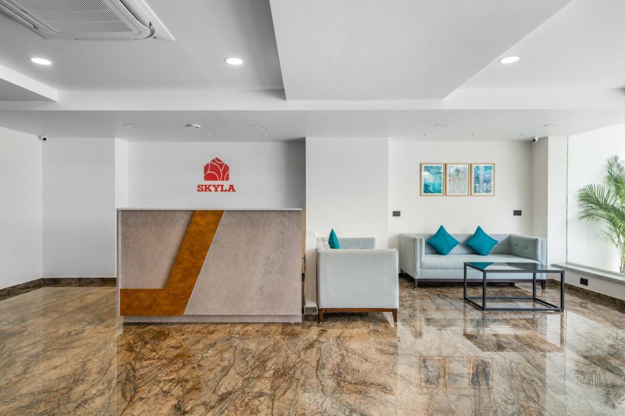 Skyla Studios & Suites - Hitech City Хидерабад Екстериор снимка